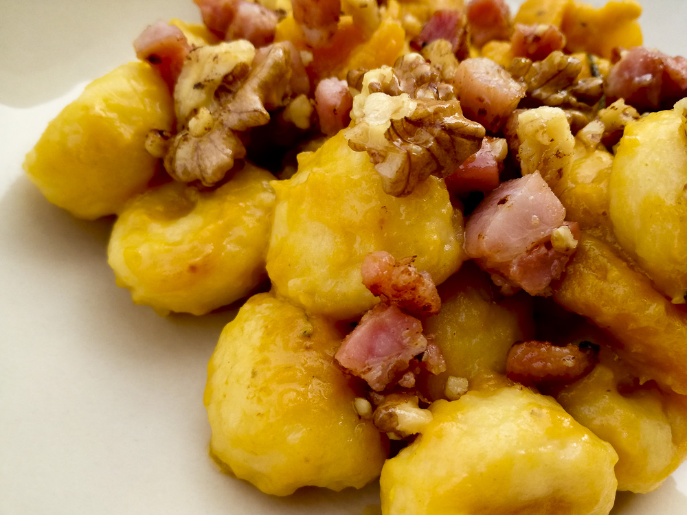 gnocchi patate zucca pancetta noci